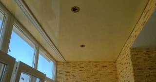 Натяжной потолок на балкон Ессентуки, цена 6250 руб.
